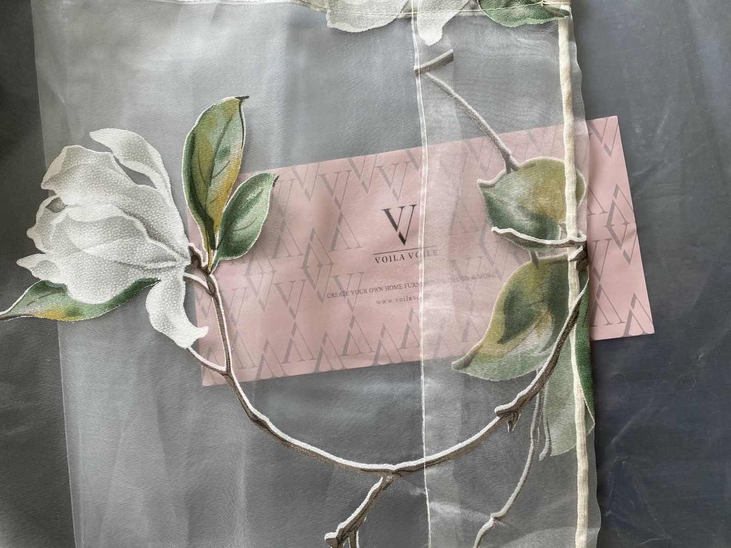 Bottom hem with curtain lead weight Bottom hem with curtain lead weight